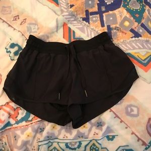 Lululemon hotty Shorts